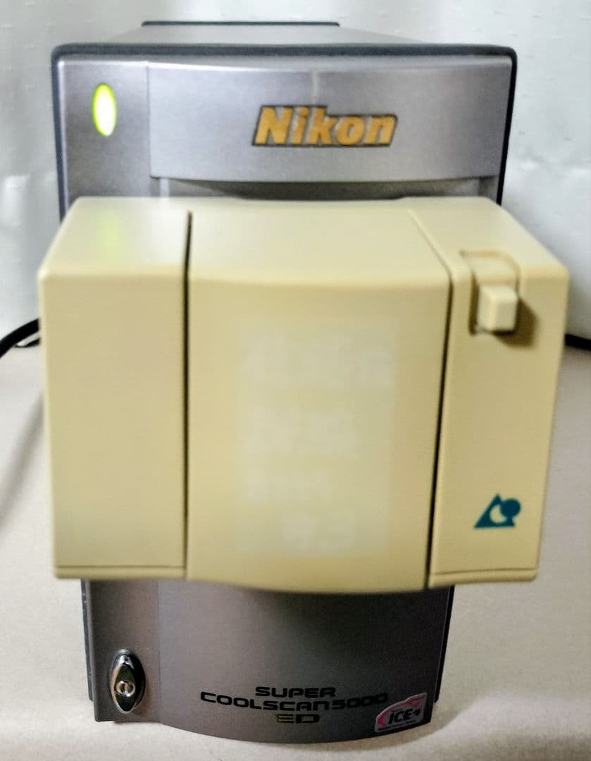 Nikon SUPER COOLSCAN 5000 ED フィルムスキャナー Nikon SUPER COOLSCAN 5000 ED フィルムスキャナー