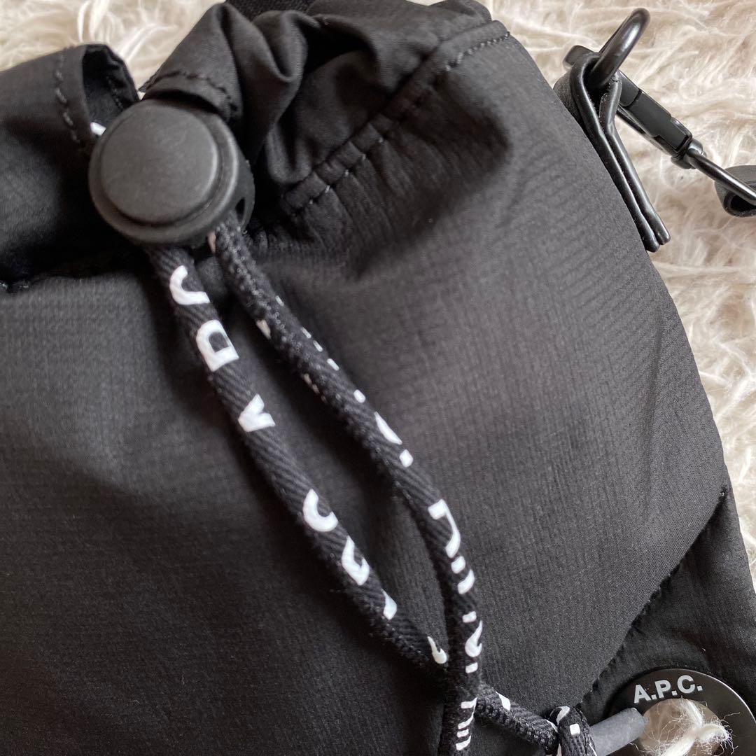 A.P.C. NECKPOUCH RESET 23P A.P.C. NECKPOUCH RESET 23P