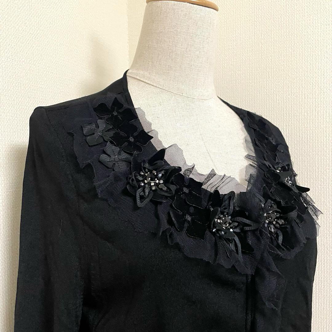 品揃え豊富で 美品】エポカ レースビジュー立体フラワーモチーフ装飾豪華 トップス