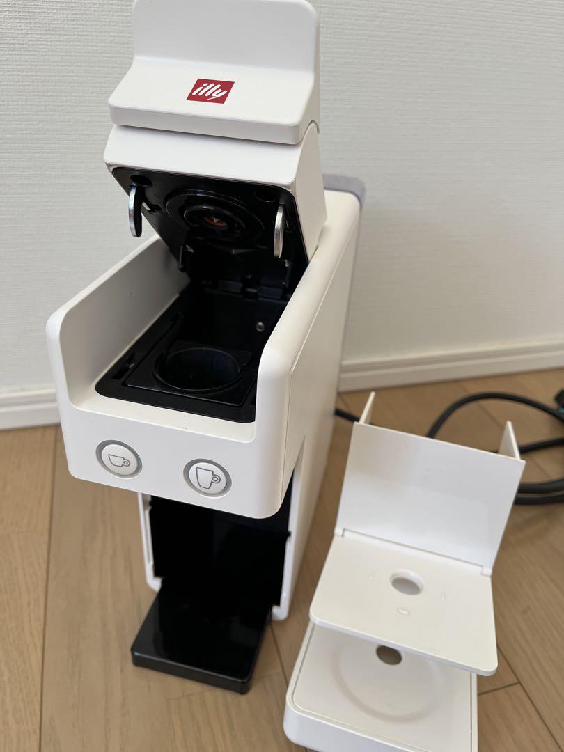 illy エスプレッソマシン　ホワイト Y3.3
