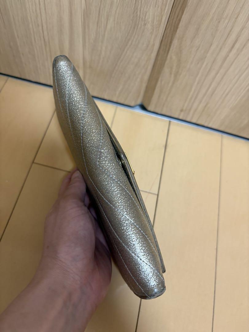 お値下げ中　イヴサンローラン⭐︎長財布　シャンパンゴールド