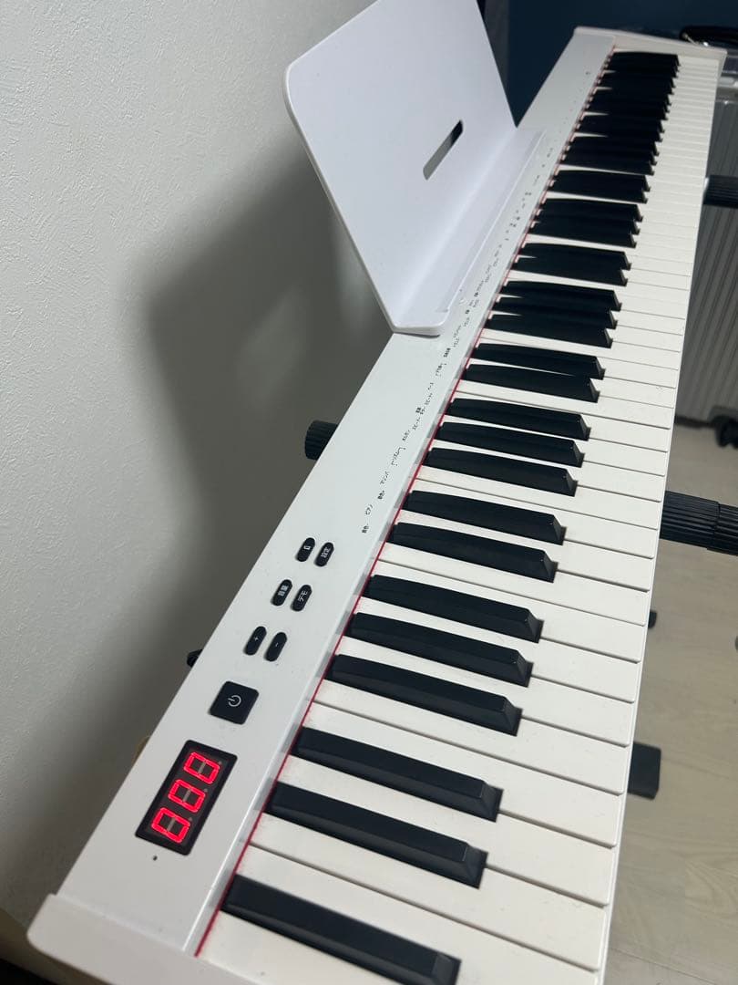 【美品】NikoMaku 電子ピアノ 88鍵盤 スタンド・ペダル付き 【美品】NikoMaku 電子ピアノ 88鍵盤 スタンド・ペダル付き