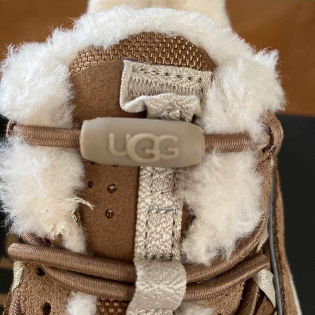 UGG アグ 厚底 CA805 V2 REMIX HERITAGE