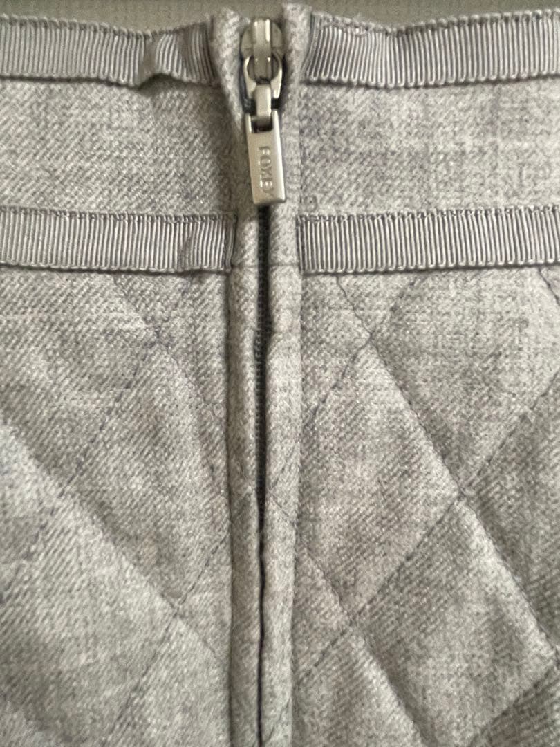 フォクシー 43384 クロスリリー サイズ40 キルティングスカート グレー フォクシー 43384 クロスリリー サイズ40 キルティングスカート グレー