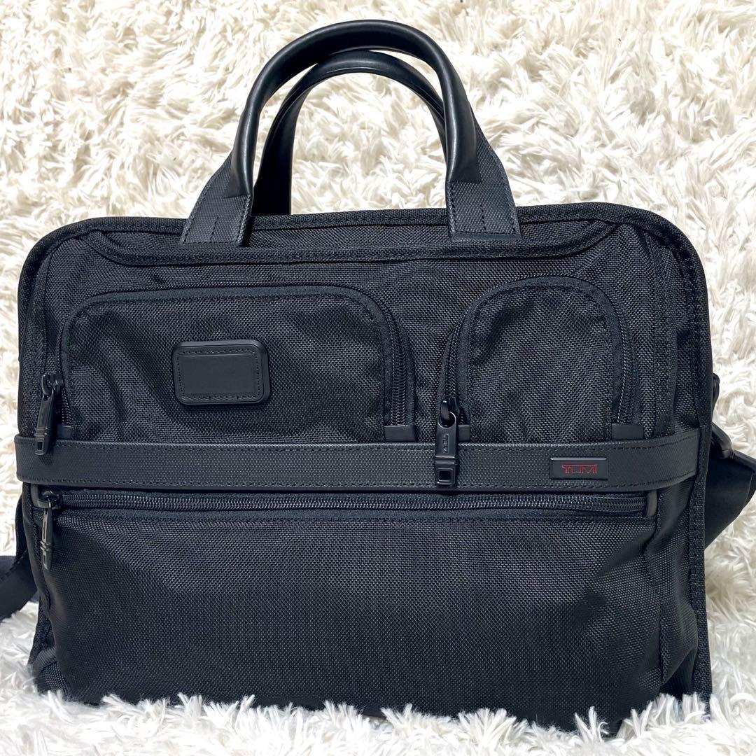 【未使用級】TUMI アルファ2 ビジネスバッグ 拡張機能 26141D2 【未使用級】TUMI アルファ2 ビジネスバッグ 拡張機能 26141D2
