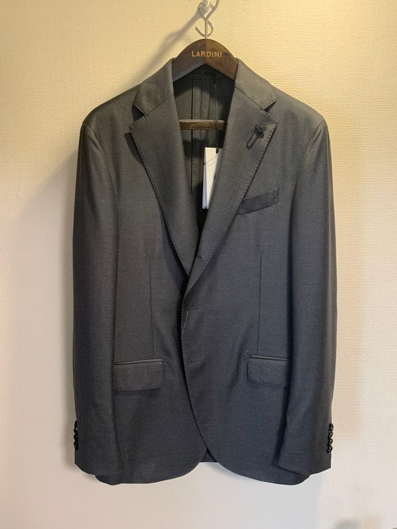 LARDINI グレー ビジネススーツ