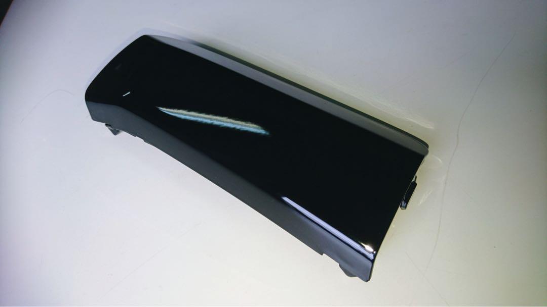 パレットSW 新品未使用品 純正 牽引フックカバー カラーJZ3