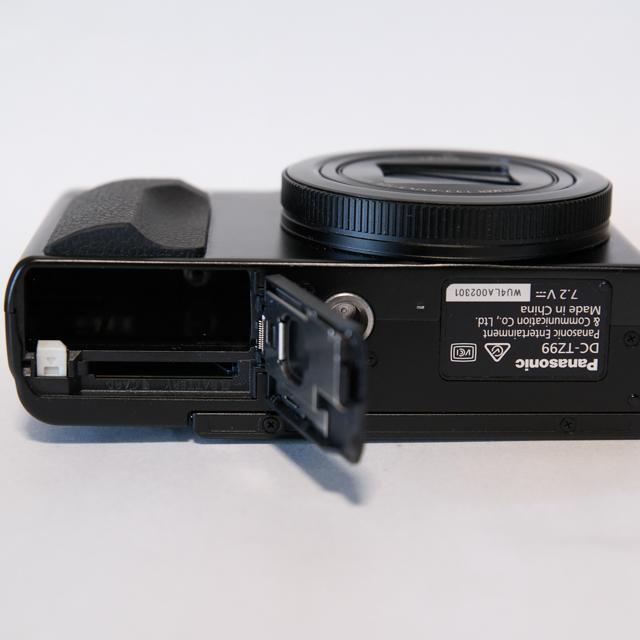 Panasonic Lumix DC-TZ99 コンデジ Leicaレンズ