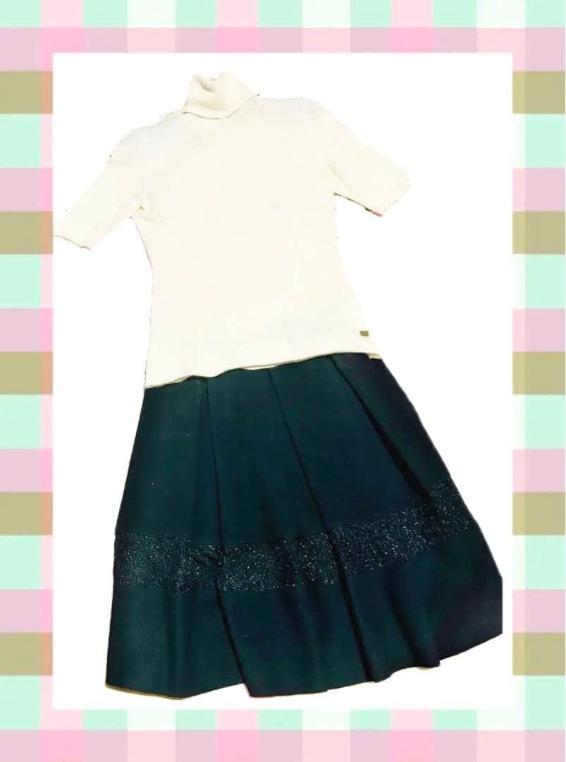 ❣️素敵✨お勧め⭐️ブルーガール ✨Blumarine♪スカート❣️ ❣️素敵✨お勧め⭐️ブルーガール ✨Blumarine♪スカート❣️