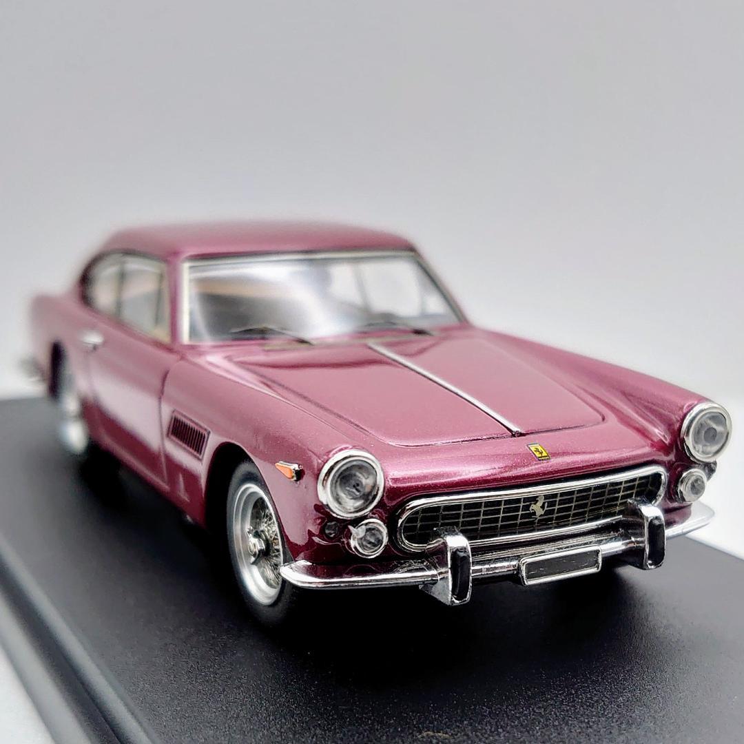 BANG 7279 Scale 1/43 | FERRARI 250 GTE STREET 1960 RED MET