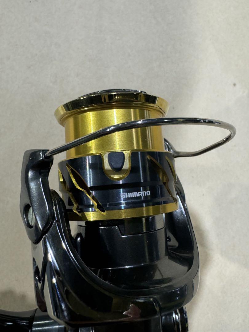 シマノ　20ツインパワーC2000S未使用品