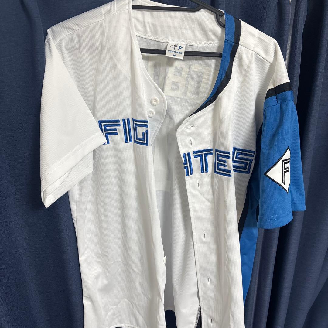 FIGHTERS BIGBOSS ユニフォーム Mサイズ目立った傷や汚れなし