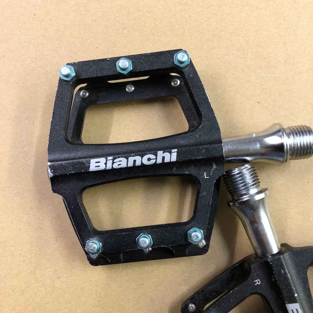 BIANCHI CNC フラットペダル A ブラック