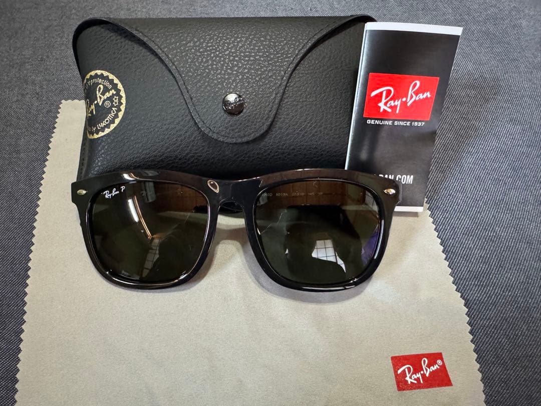 Ray-Ban ブラック サングラス　RB4260D 偏光