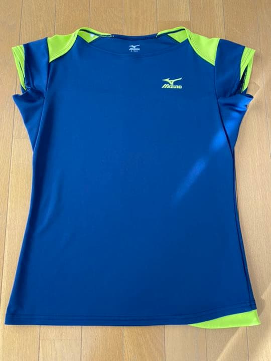 メルカリ Mizuno ミズノ Tシャツ バドミントン ウェア ヨネックス ミズノ 2 600 中古や未使用のフリマ