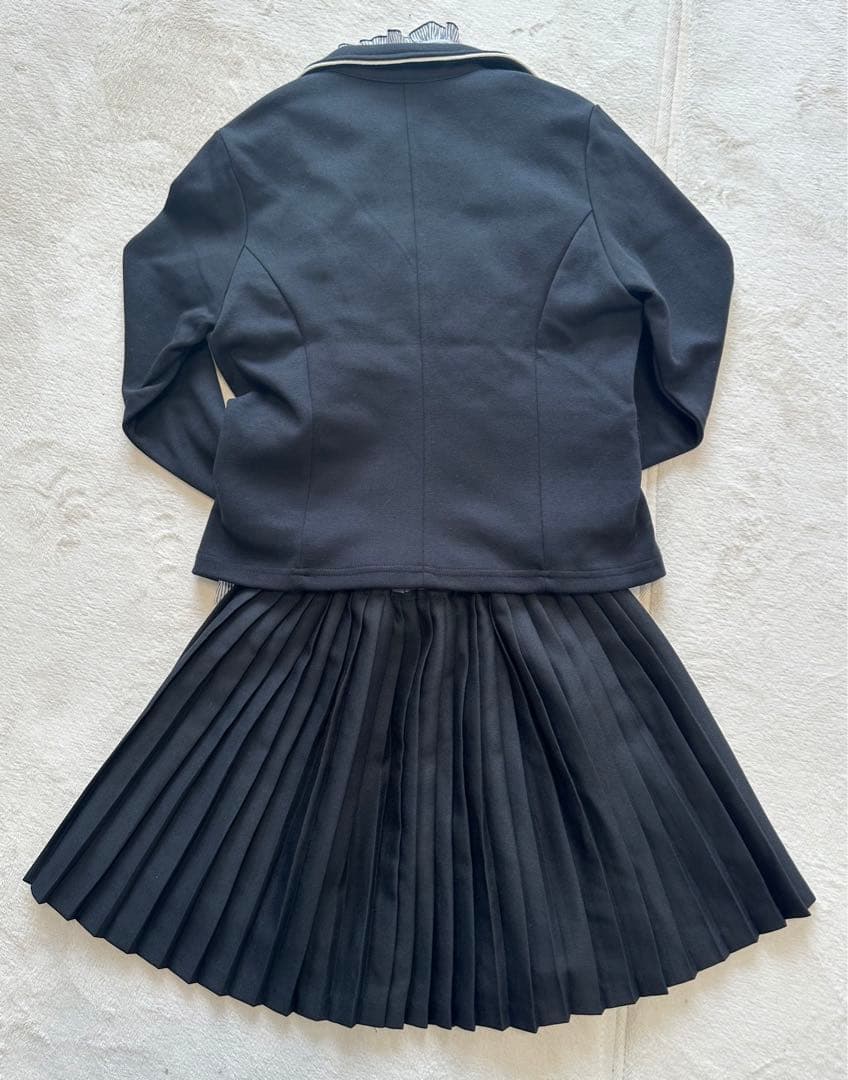 【新品,タグ付き】CATHERINE COTTAGE フォーマルスーツ 150