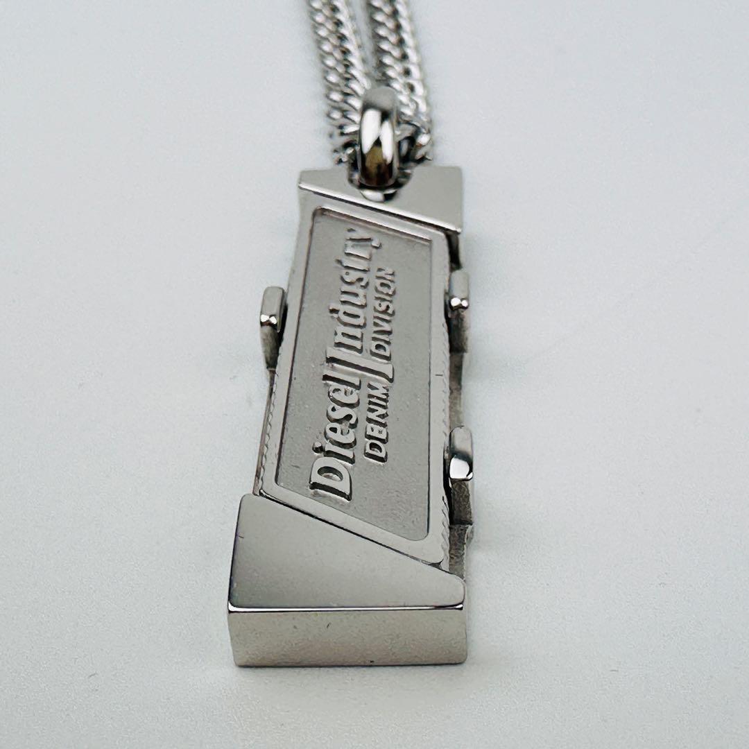 美品　DIESEL ディーゼル　ロゴプレート ネックレス スチール　アクセサリー