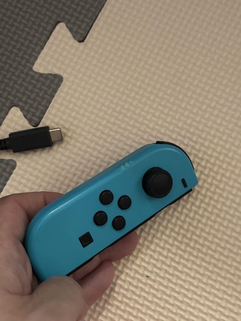 Nintendo Switch 本体 青赤黄 - メルカリ