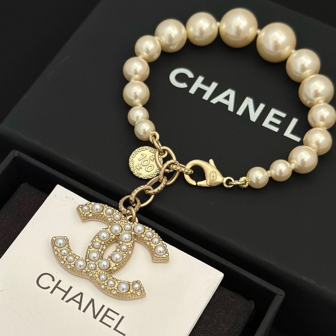 CHANEL シャネルパールのブレスレット
