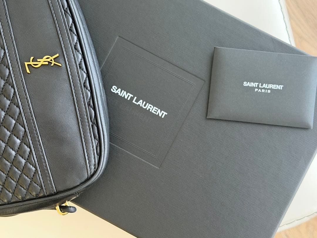 ★ サンローラン Saint Laurent ショルダーバッグレディース★美品★ ★ サンローラン Saint Laurent ショルダーバッグレディース★美品★