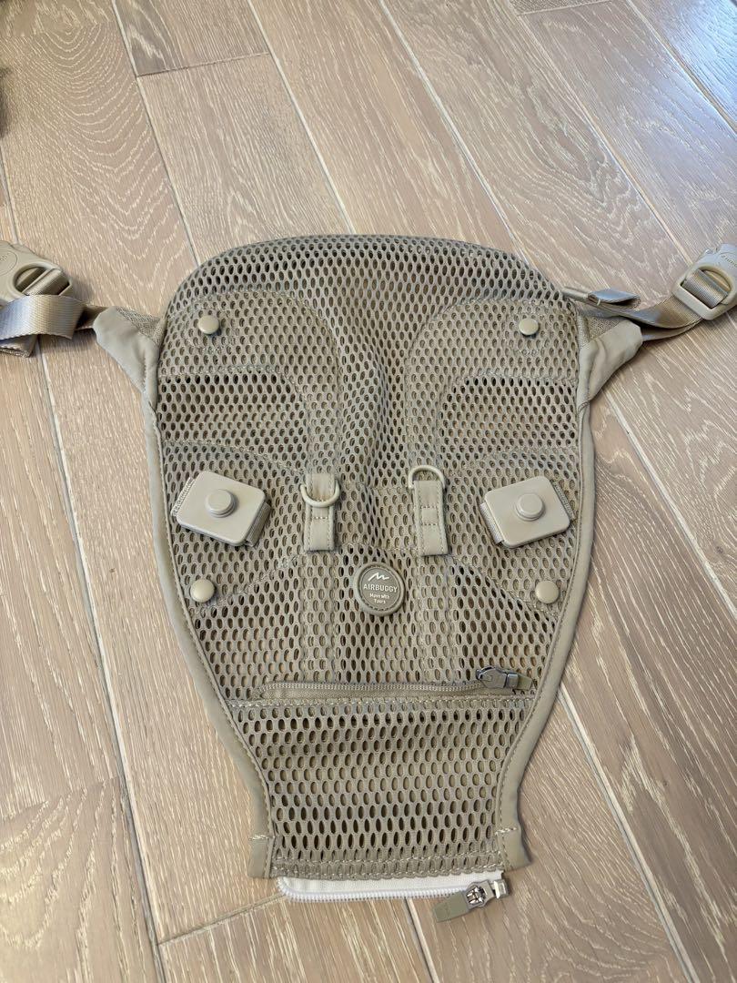 ぴ*ろ様 【美品】AIRBUGGY BABY CARRIER エアバギー抱っこ紐