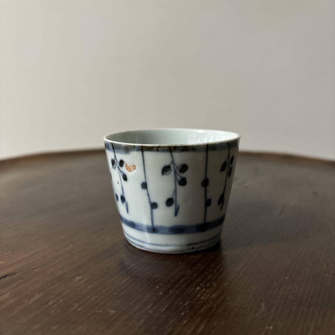 古伊万里染付　格子縞　蔓草文　蕎麦猪口　江戸初期.前期　盃　アンティーク　李朝