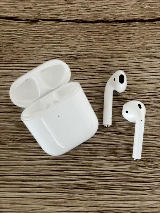 通販HOT AirPods エアーポッズ第二世代 VnjsL-m35980981062 新作好評