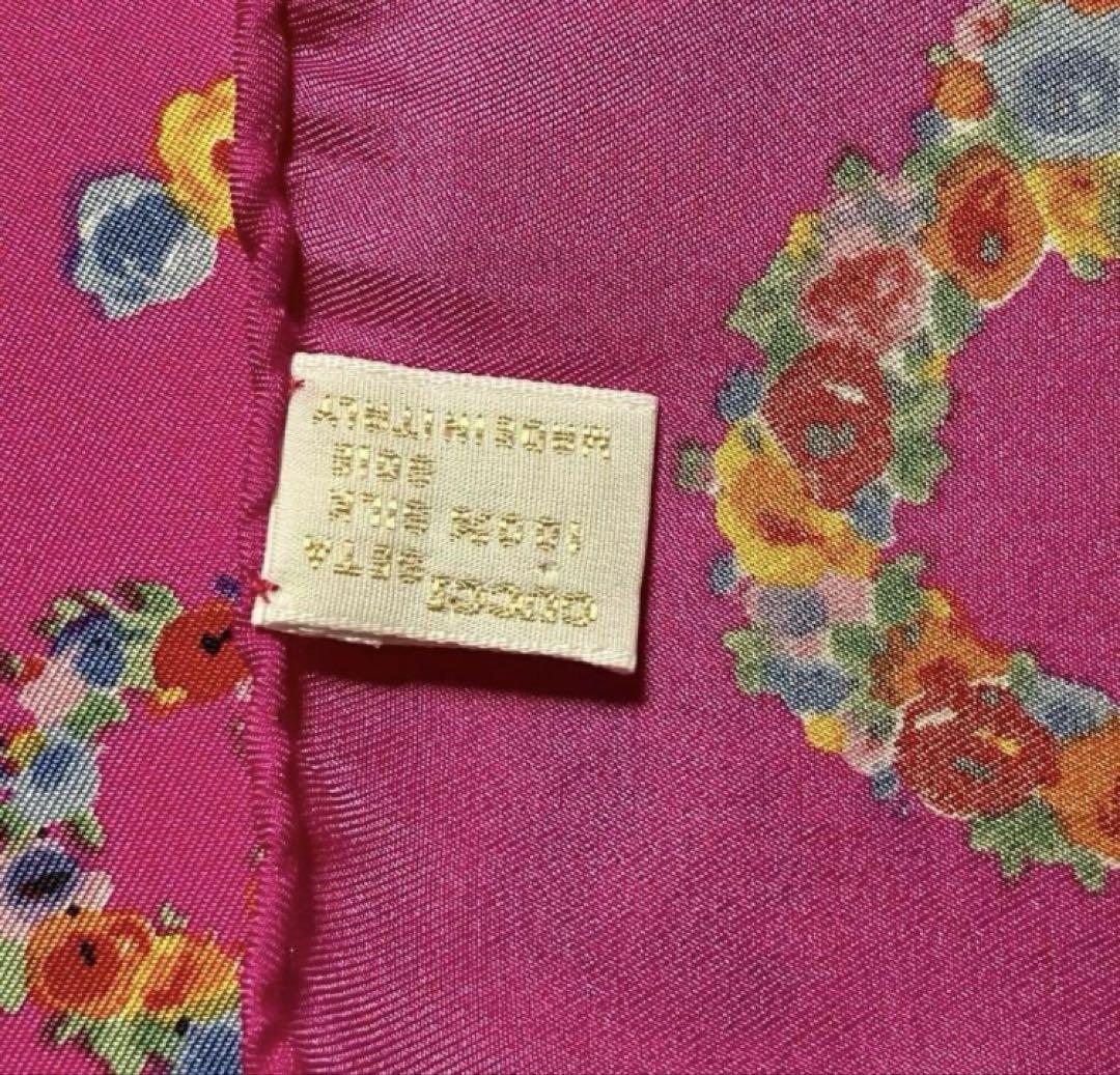 Gucci グッチ 花柄 シルクミニスカーフ 濃いピンク - メルカリ