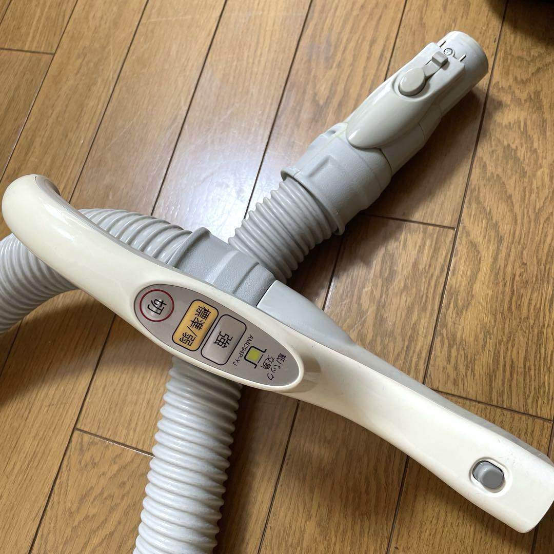 Panasonic 紙パック式　掃除機　MC-PBH5F 2015年製