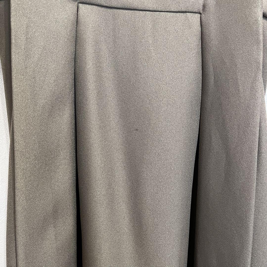 POURVOUS バックプリーツ＆レースリボンドレス