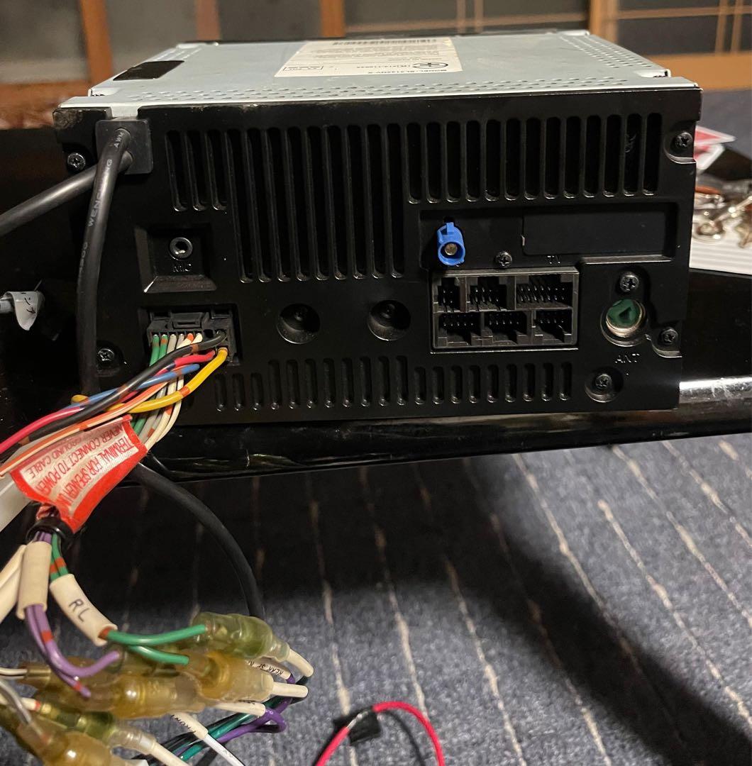 SL3122VNW フルセグSDカーナビゲーションシステム目立った傷や汚れなし