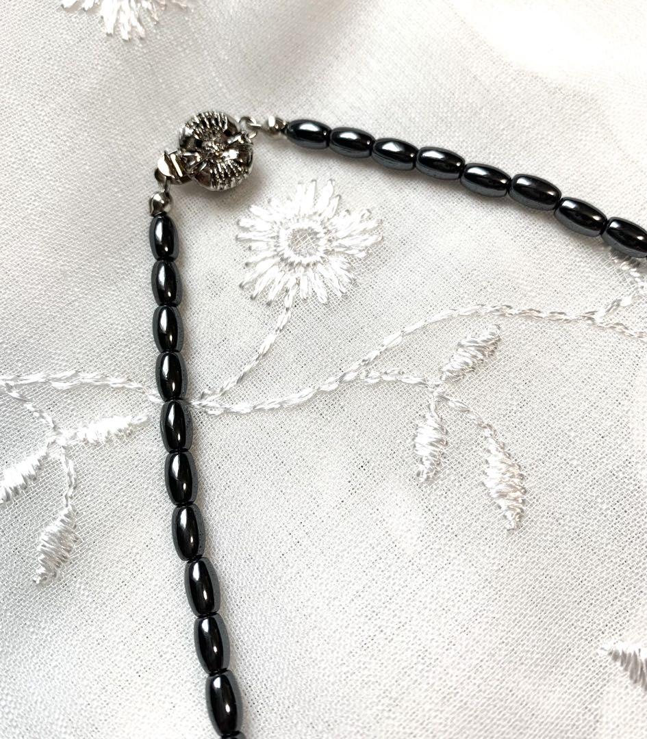 【美品】磁気ヘマタイトネックレス 天然石 フォーマル シンプル上品 綺麗 漆黒❶ 美品】磁気ヘマタイトネックレス 天然石 フォーマル シンプル