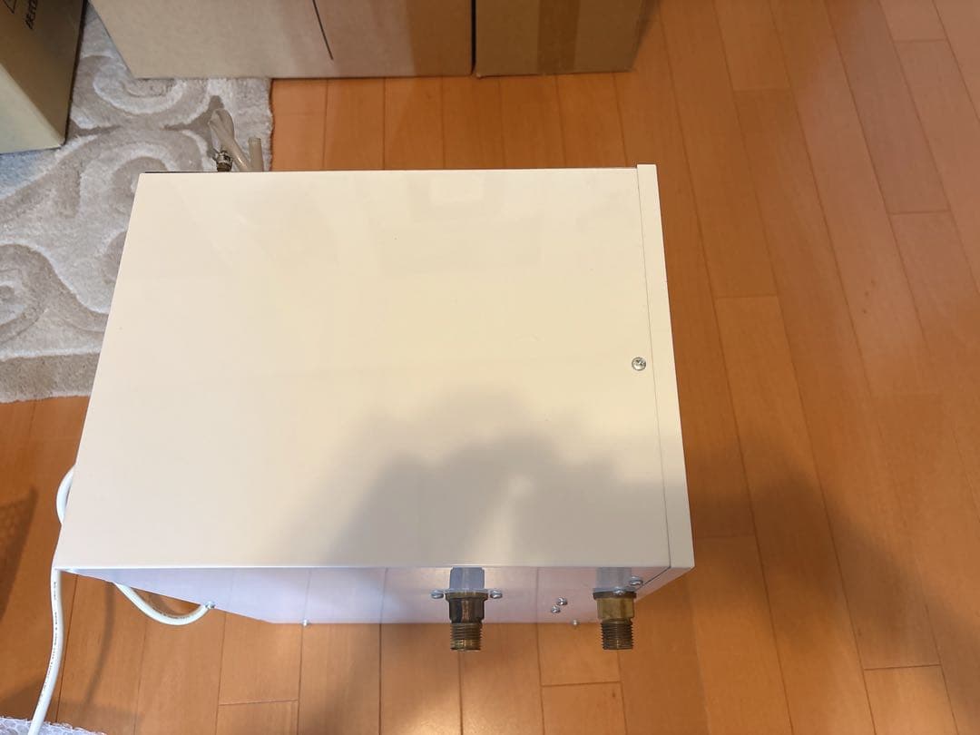 TOTO 電気温水器