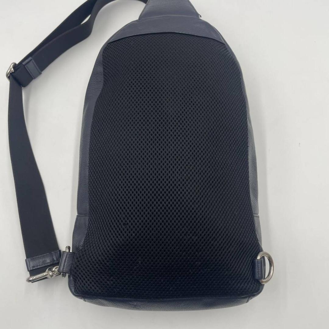 美品✨COACH コーチ チャールズ ボディバッグ ショルダー メンズ ブラック