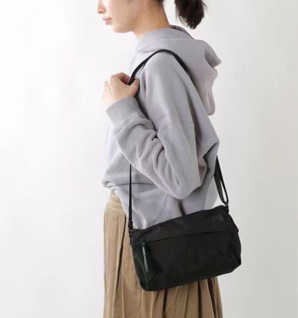 NM71908 ノースフェイス　エレクトラトートS ショルダーバッグ 男女兼用