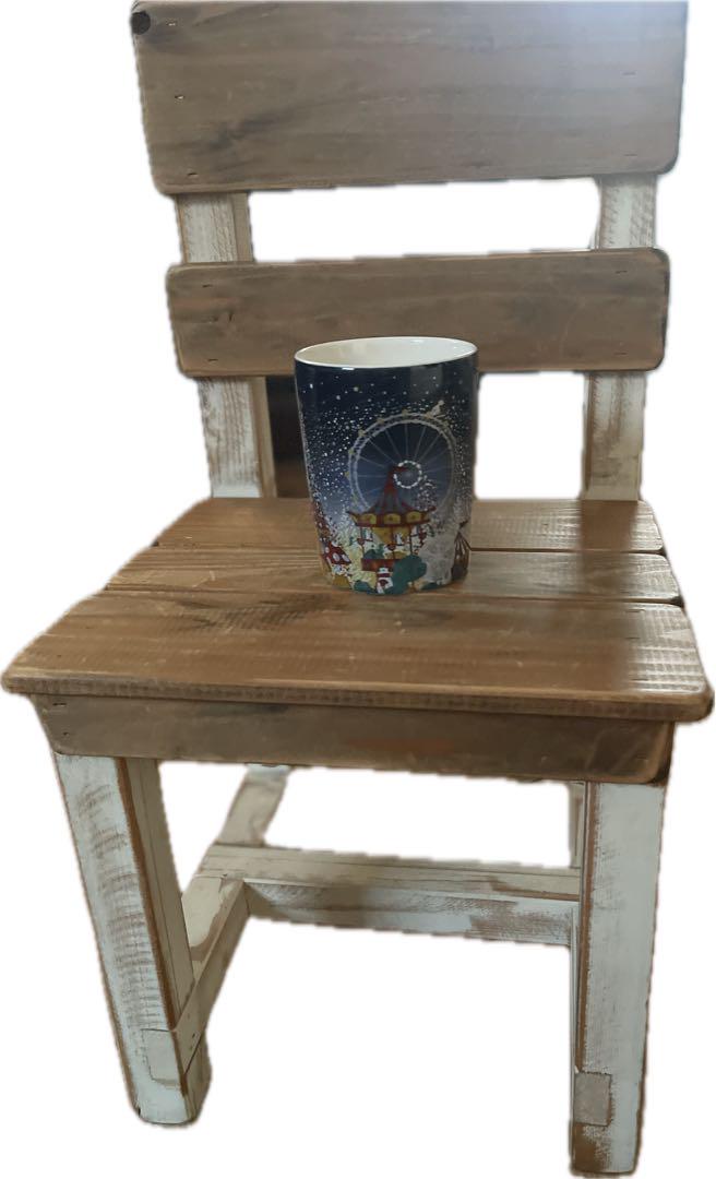 GODIVA ゴディバ
クリスマスデザイン マグカップ 陶器 約350ml
