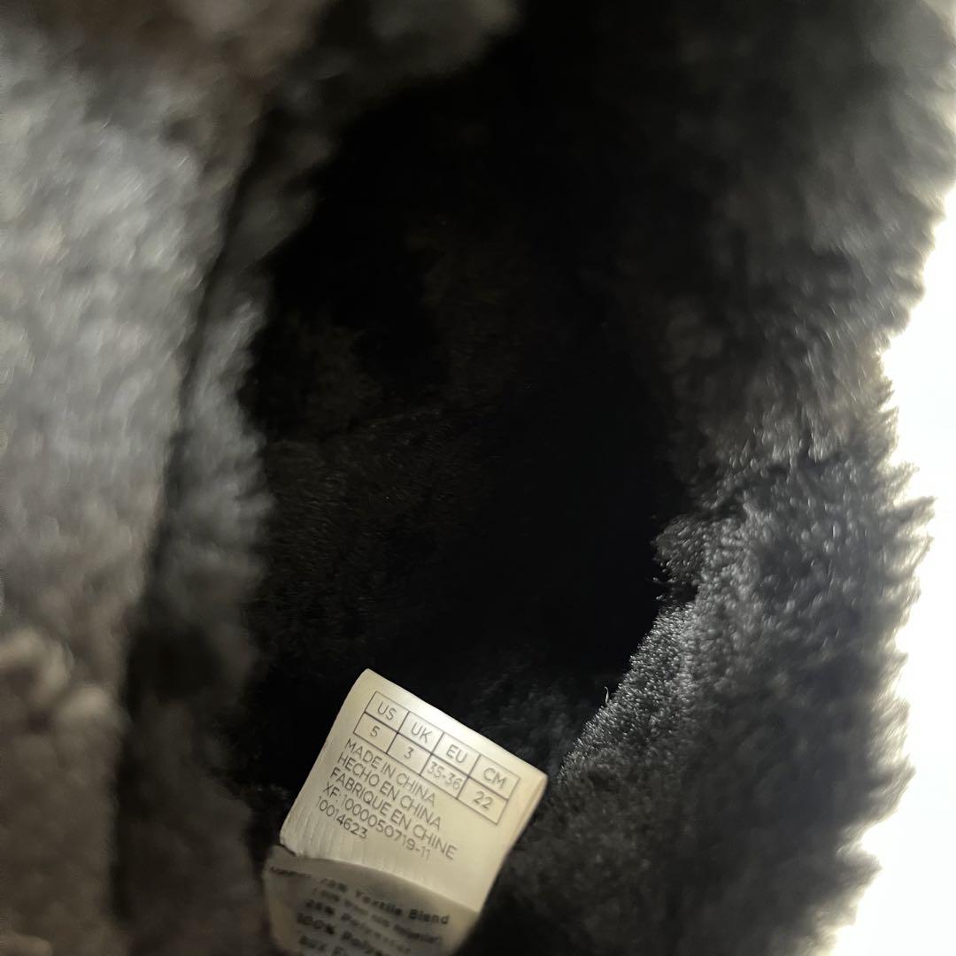 【美品】22cm TOMS フェルトスリッポン♡ふわふわ