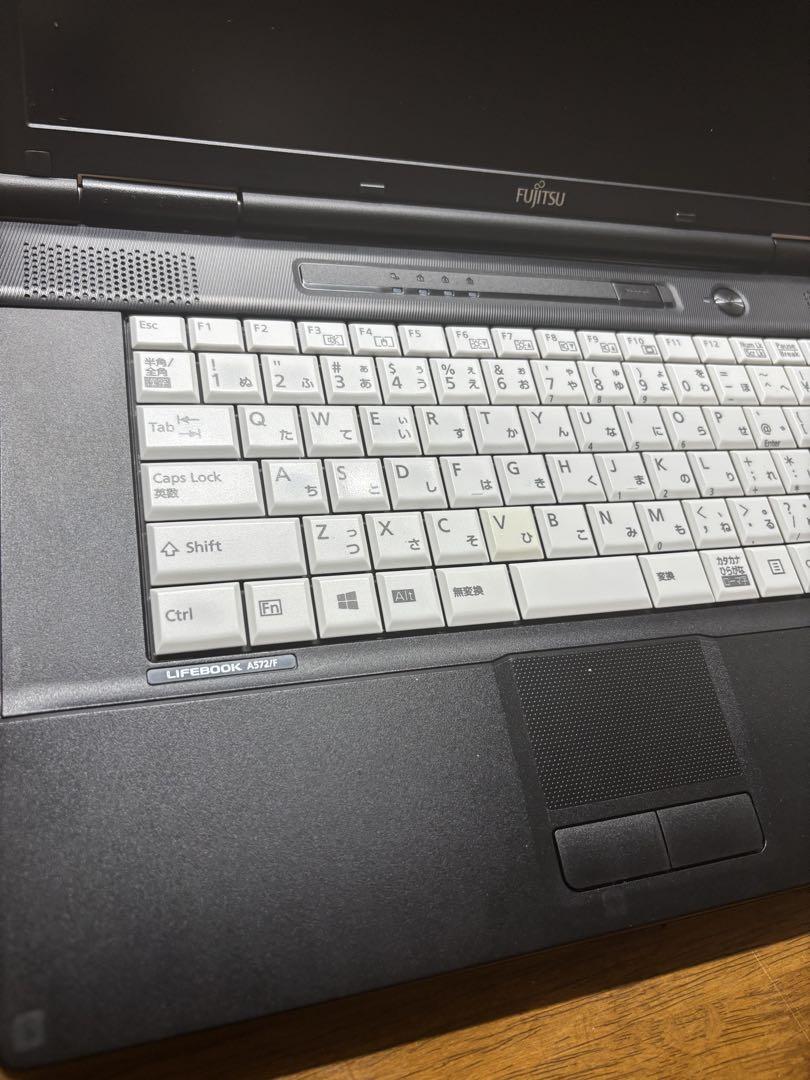 美品✨富士通 ノートCorei3 SSD搭載 8GB メモリ Office
