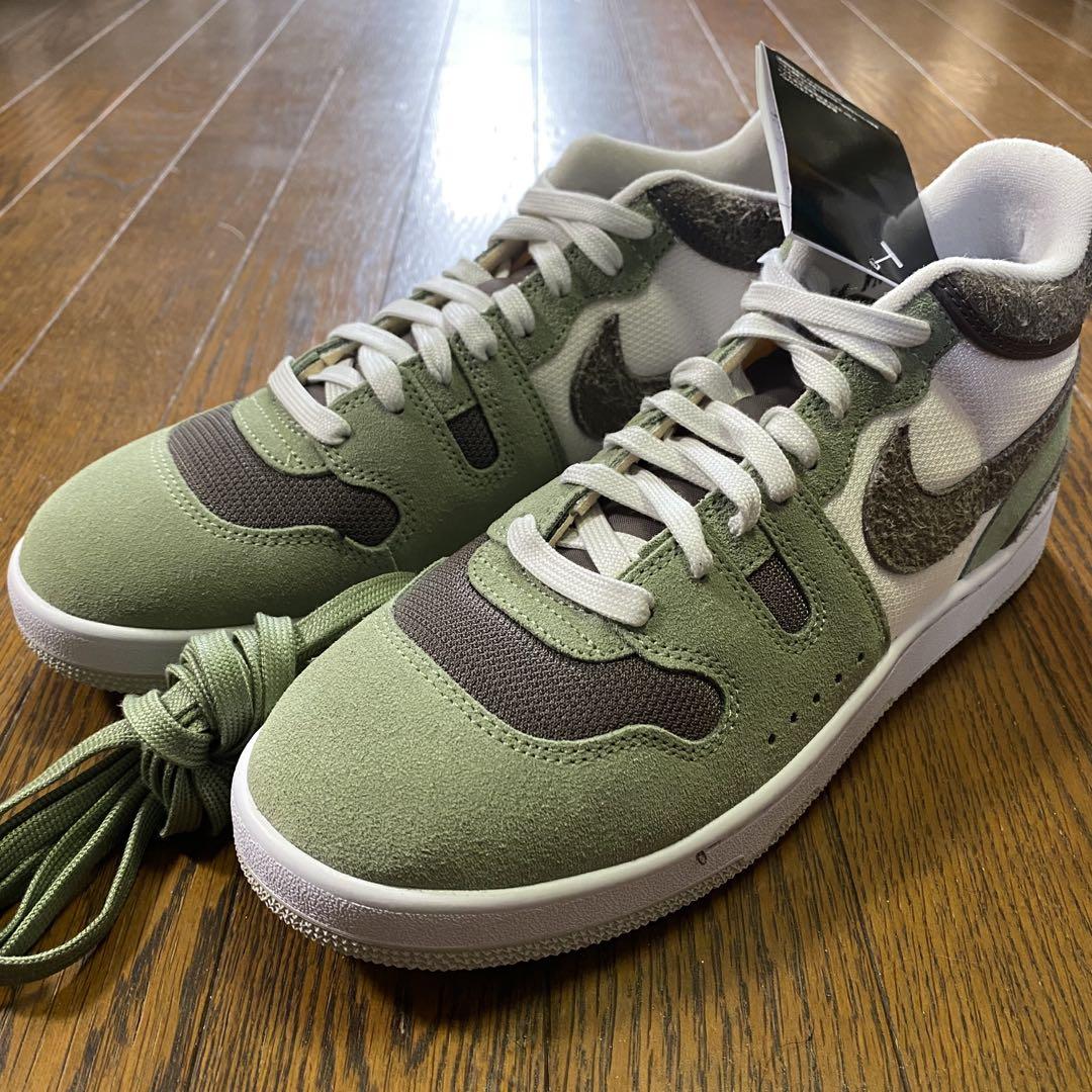 NIKE ATTACK/アタック FN0648-300 グリーン 27.5