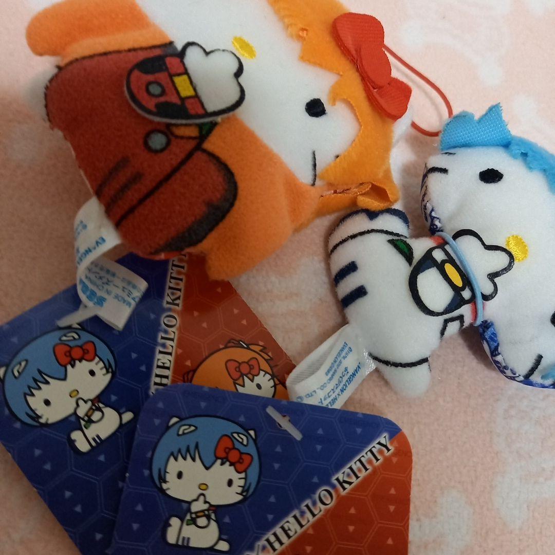 希少　EVANGELION×HELLO KITTY　ぷっくりマスコット ２個