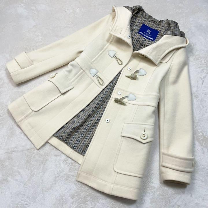 最新情報 BURBERRY BLUE バーバリー ダッフルコート オフホワイト LABEL - ダッフルコート 最新情報 BURBERRY BLUE バーバリー ダッフルコート オフホワイト LABEL - ダッフルコート