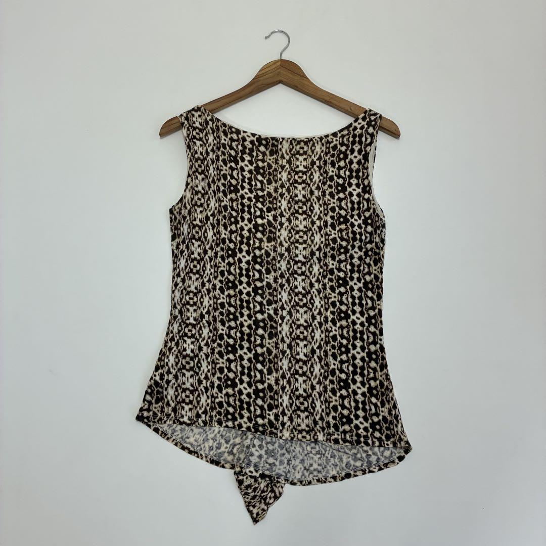 ファッション特集 weekend MaxMara☆レオパードタンクトップ M フリル - メルカリ トップス