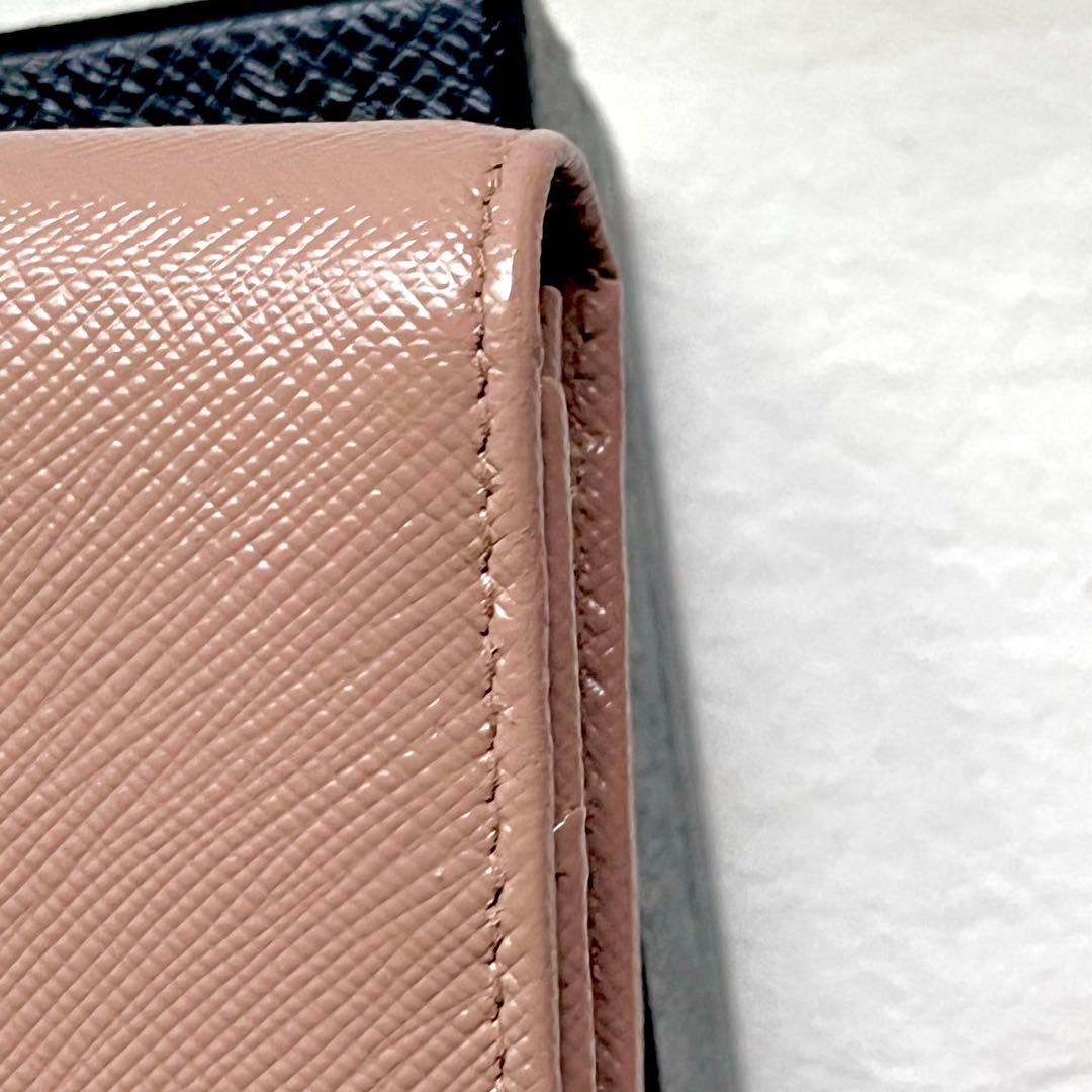 PRADA プラダ サフィアーノレザー フラップ 長財布 パスケース付き 箱付き PRADA プラダ サフィアーノレザー フラップ 長財布 パスケース付き 箱付き