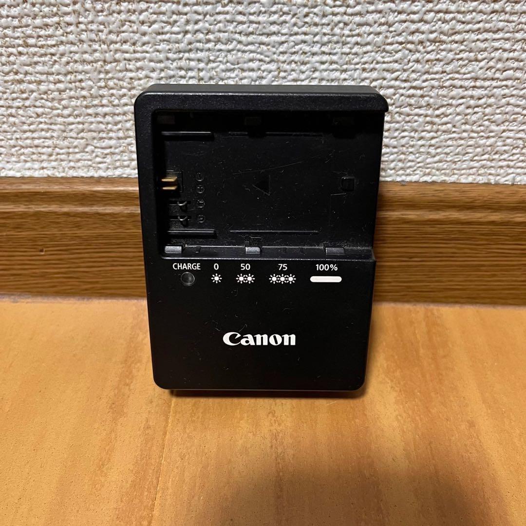 ● Canon