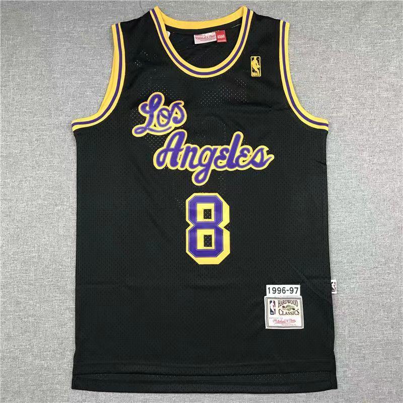 宅配便配送 NBAレイカーズ背番号8番コービーのレトロ刺繡ユニフォームです ファングッズ