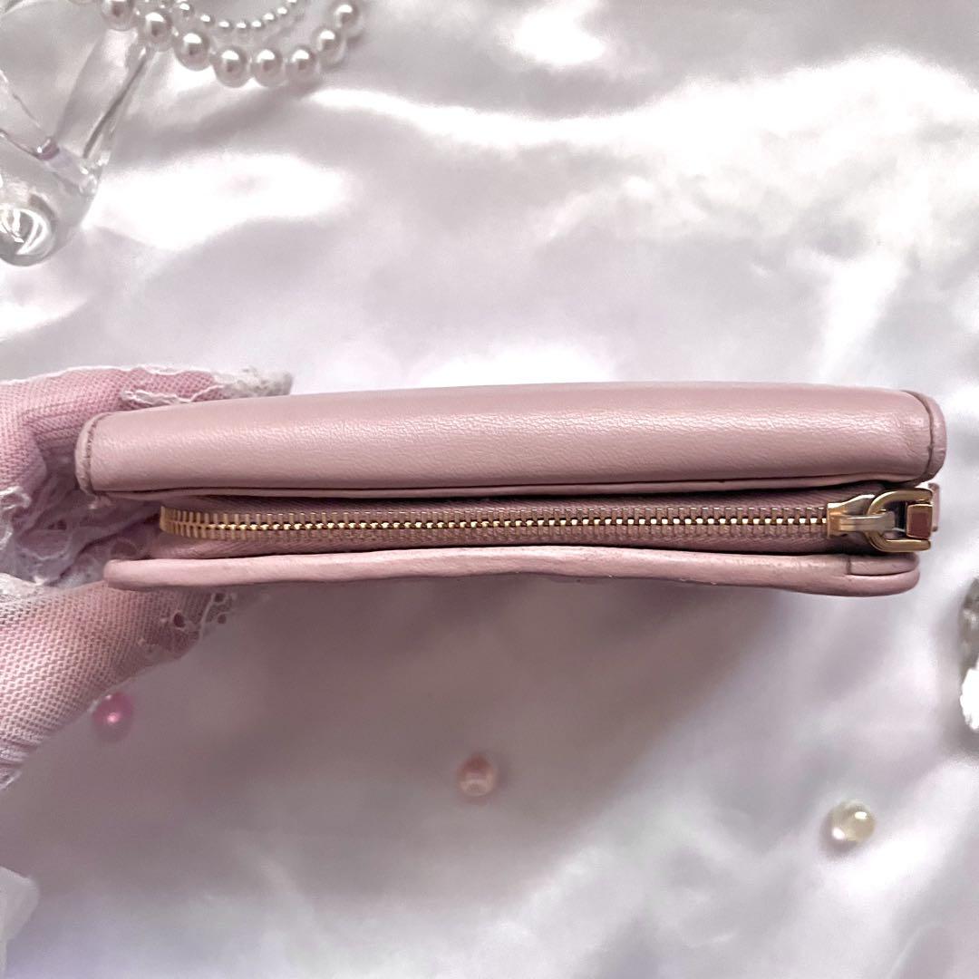 【極美品・箱付き】miu miu ミュウミュウ マテラッセ 三つ折り財布 ピンク 極美品 miu miu ミュウミュウ マテラッセ 三つ折り財布 くすみ