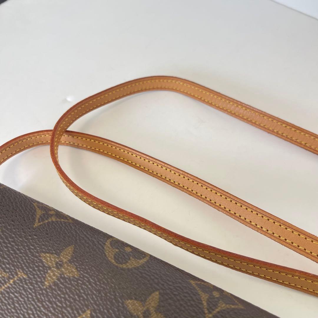 ショルダーバッグ