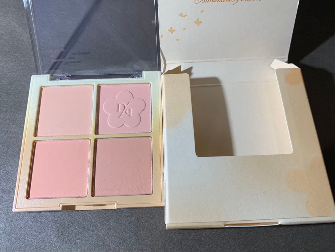 デイジーク ブレンディングムードチーク ゴールデンフラワー