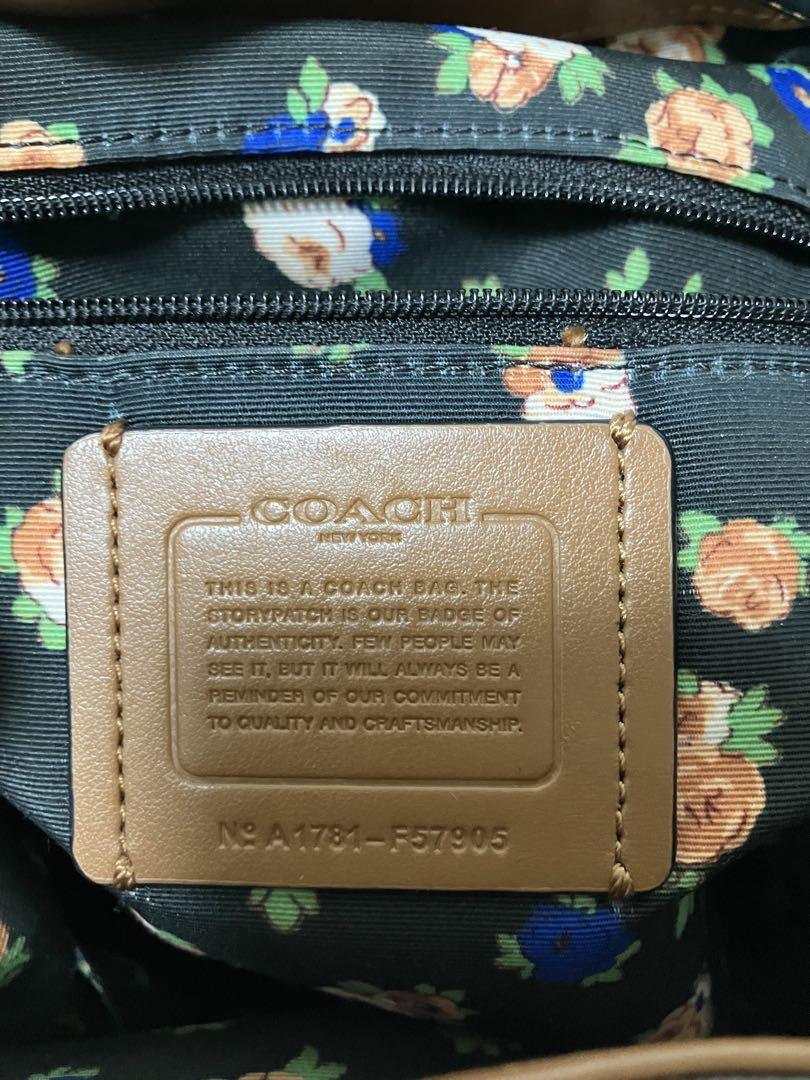 coach デニムリュック　花柄　フローラル