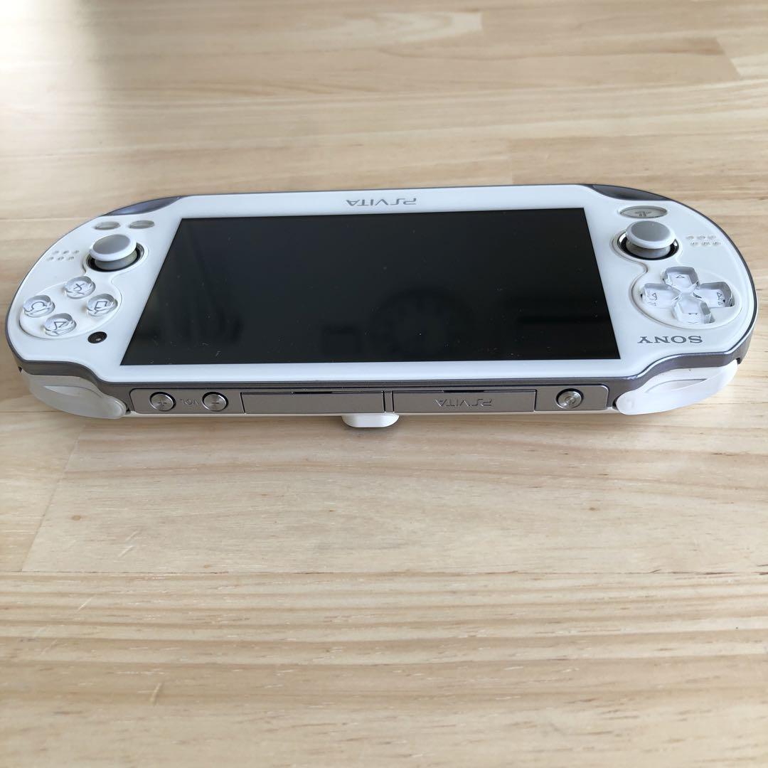 PS Vita PCH-1000 収納ケース 8GBメモリー＋DIVA Fセット